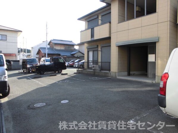 和歌山市駅 バス20分  高松下車：停歩5分 2階の物件外観写真